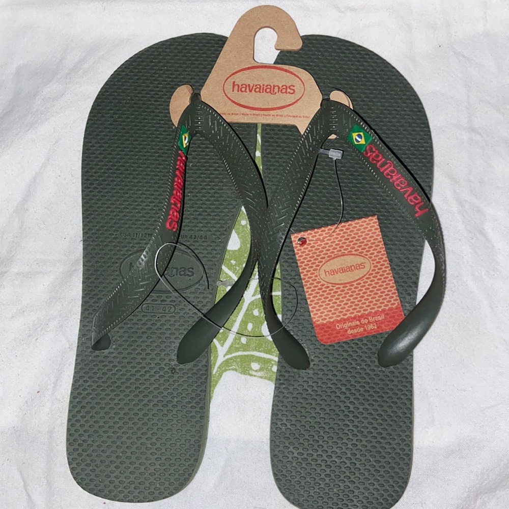 NWT havaianas moss brazil logo flip flops
